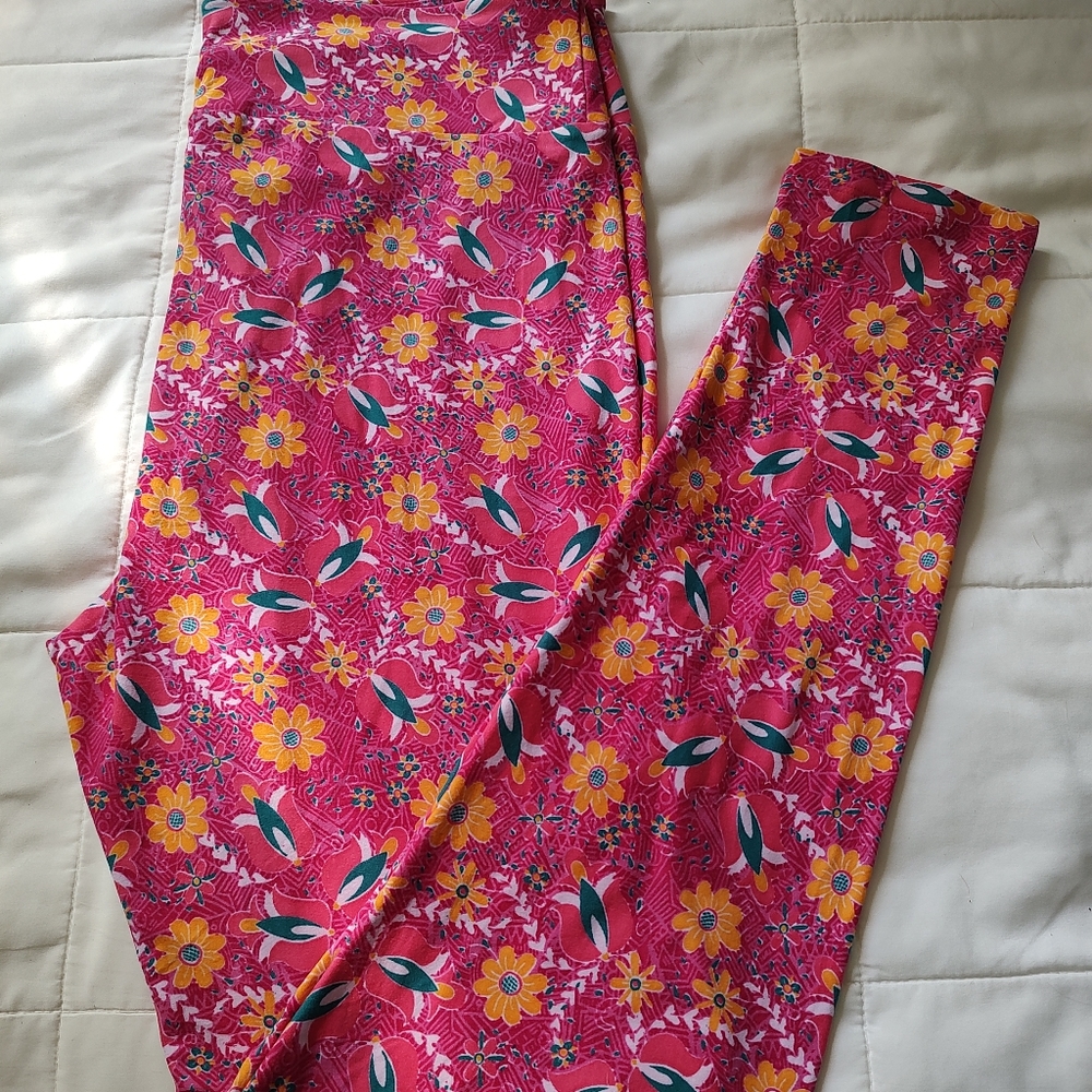 LuLaRoe tall and curvy leggings. New.